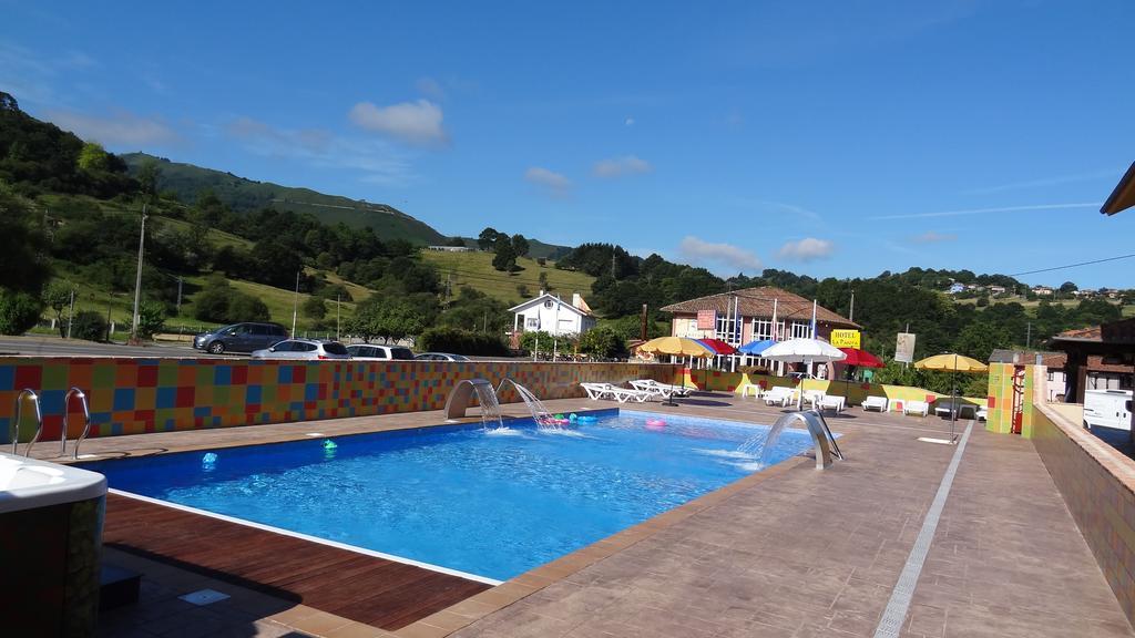 Conjunto Hotelero La Pasera Soto De Cangas Εξωτερικό φωτογραφία