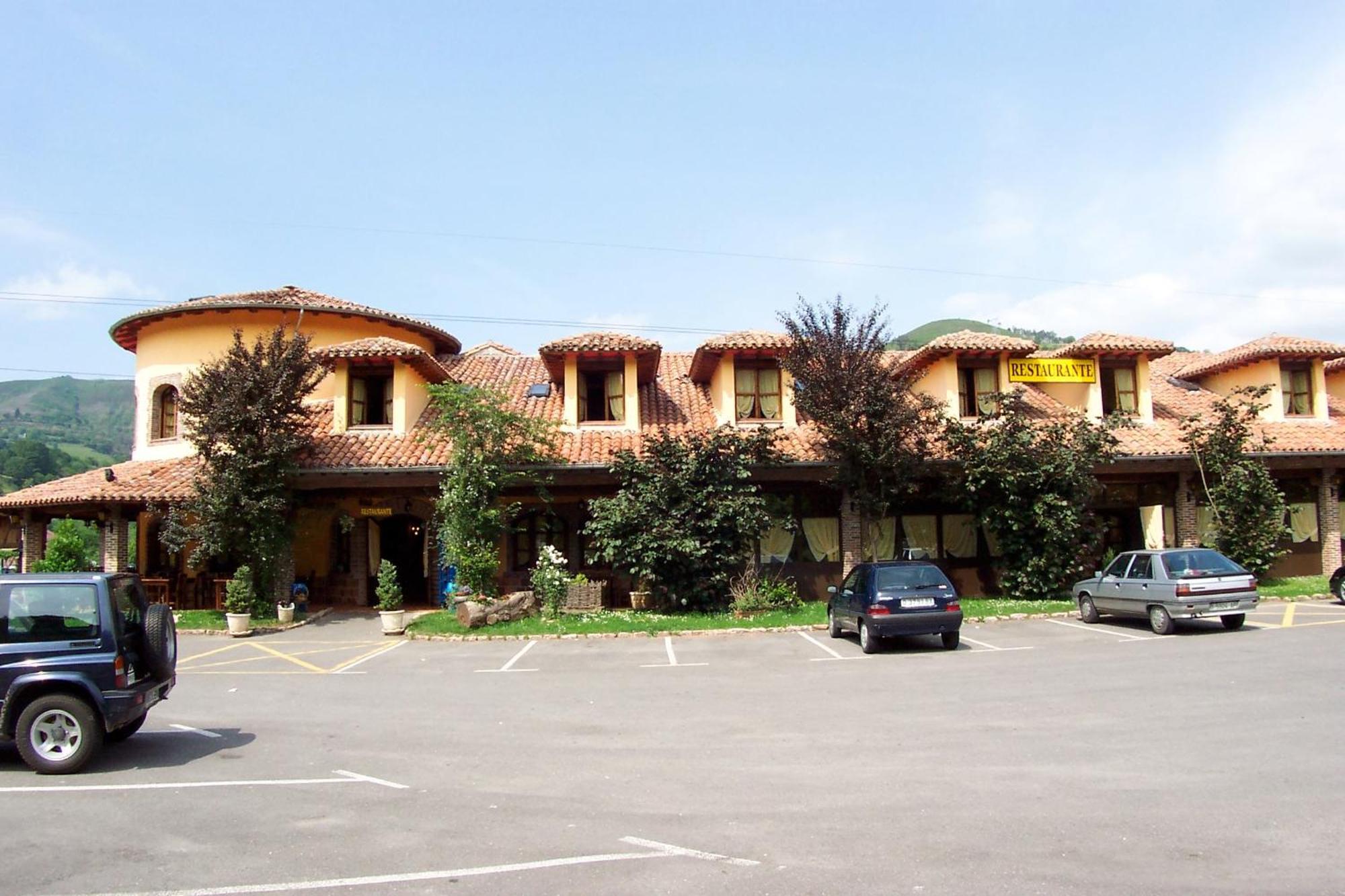 Conjunto Hotelero La Pasera Soto De Cangas Εξωτερικό φωτογραφία