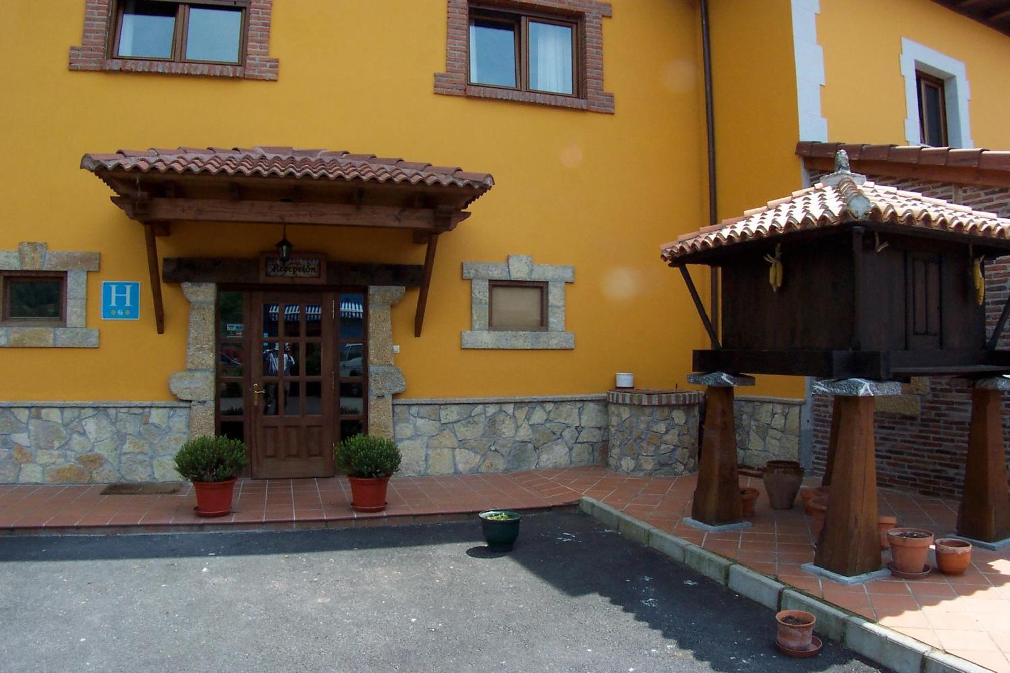 Conjunto Hotelero La Pasera Soto De Cangas Εξωτερικό φωτογραφία